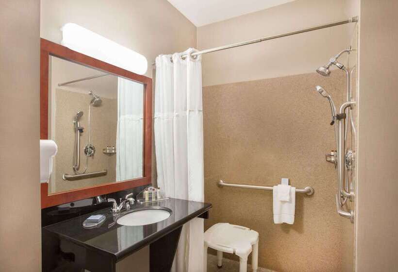 فندق Wingate By Wyndham Columbia