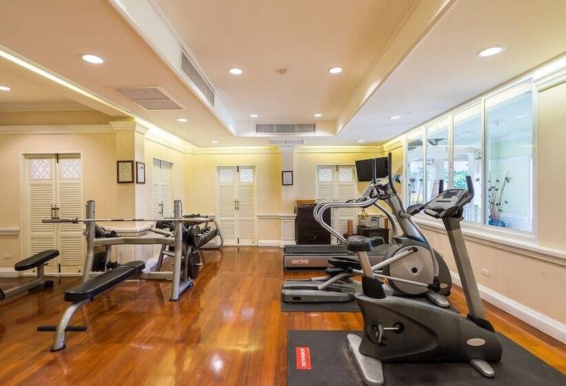 Hotel Wora Bura Hua Hin Resort & Spa