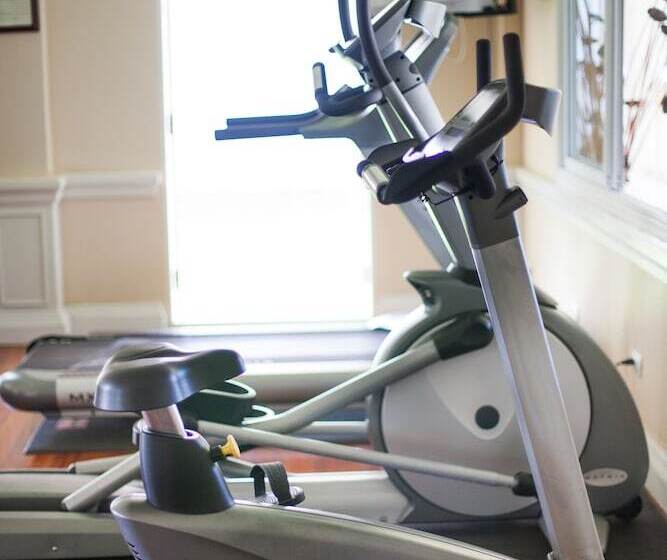 Hotel Wora Bura Hua Hin Resort & Spa