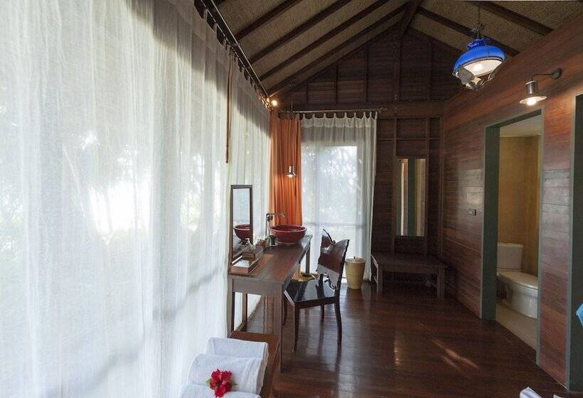فندق Zeavola Resort