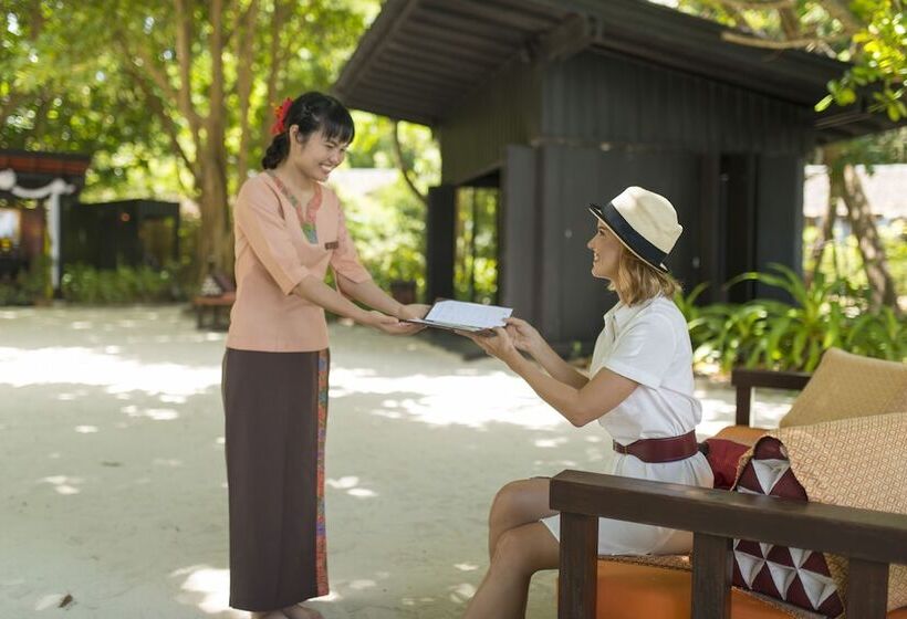 酒店 Zeavola Resort