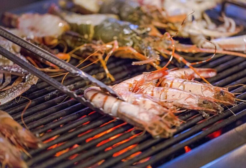 Kata Poolside Resort Sha Extra Plus