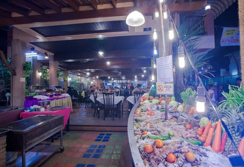 Kata Poolside Resort Sha Extra Plus