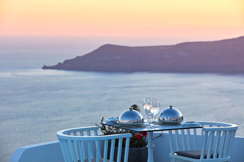 Katikies Chromata Santorini   The Leading Hotels Of The World
