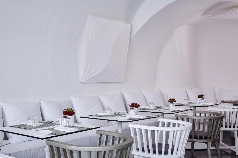 Katikies Chromata Santorini   The Leading Hotels Of The World