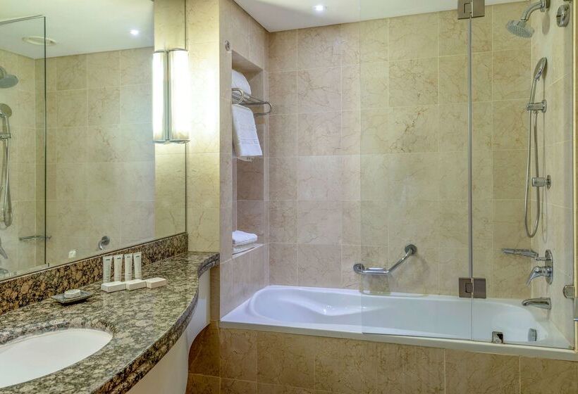 هتل Signia By Hilton Amman