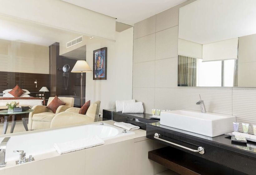 هتل Signia By Hilton Amman