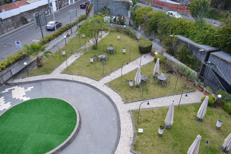 Marina Palace Hotel & Congress Hall