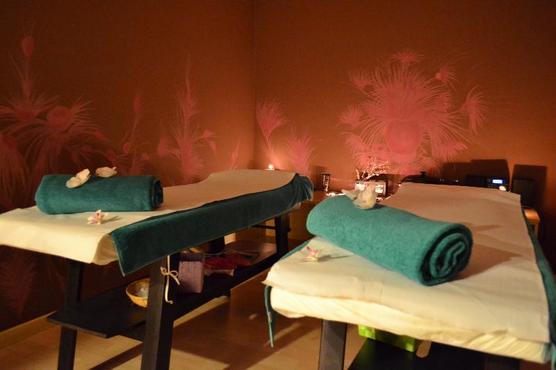 Marina Palace Hotel & Congress Hall