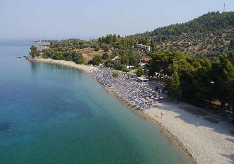 منتجع Lagomandra Beach
