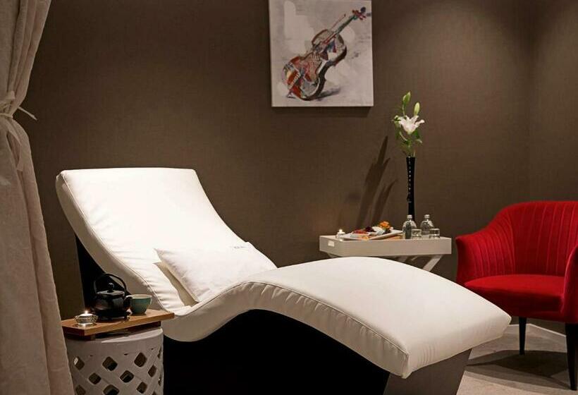 Sofitel Queenstown Hotel & Spa