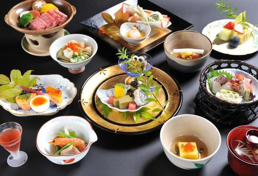 Watazen Ryokan   Established In 1830