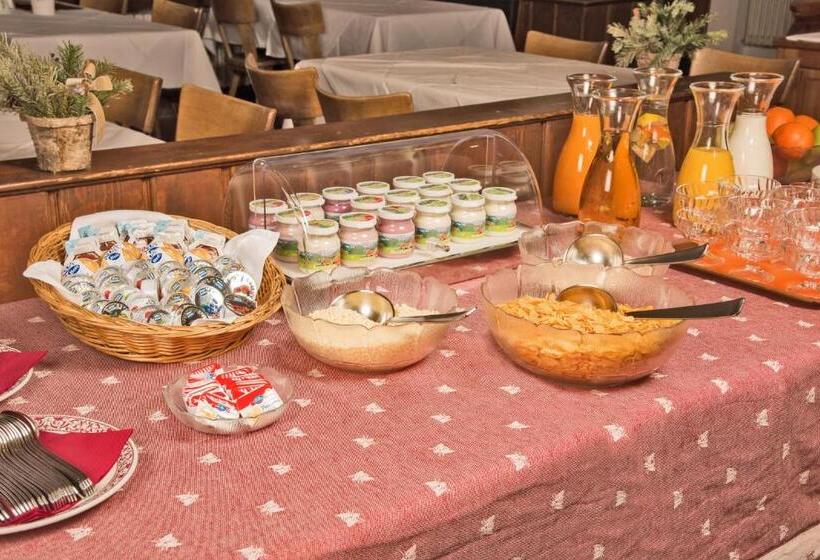 ホテル Bernina Hospiz