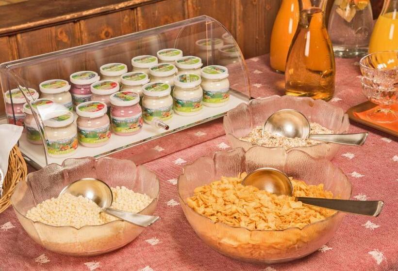 ホテル Bernina Hospiz