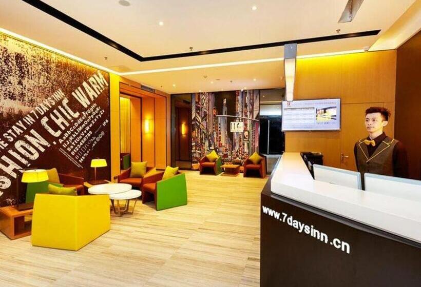 Hotel 7 Days Premium Tongliao Train Station Branch
