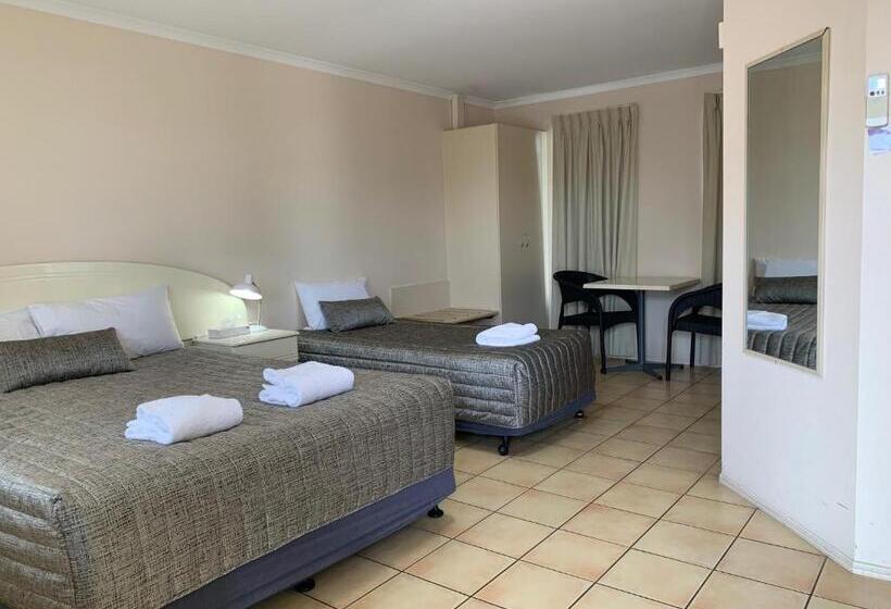 בית מלון כפרי Biloela Palms Motor Inn