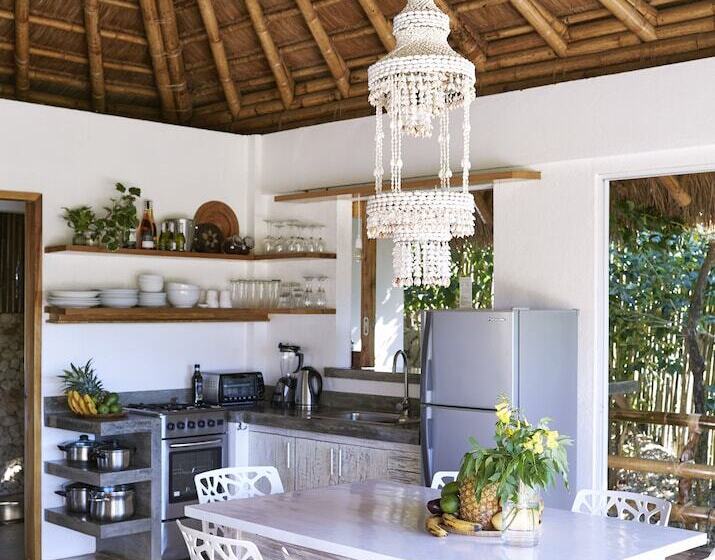 هتل Diniview Villas