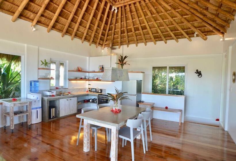 هتل Diniview Villas