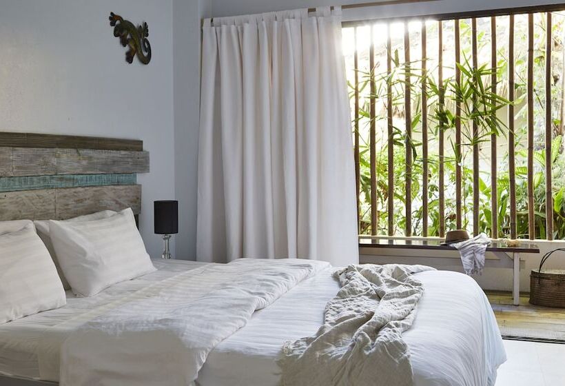 هتل Diniview Villas