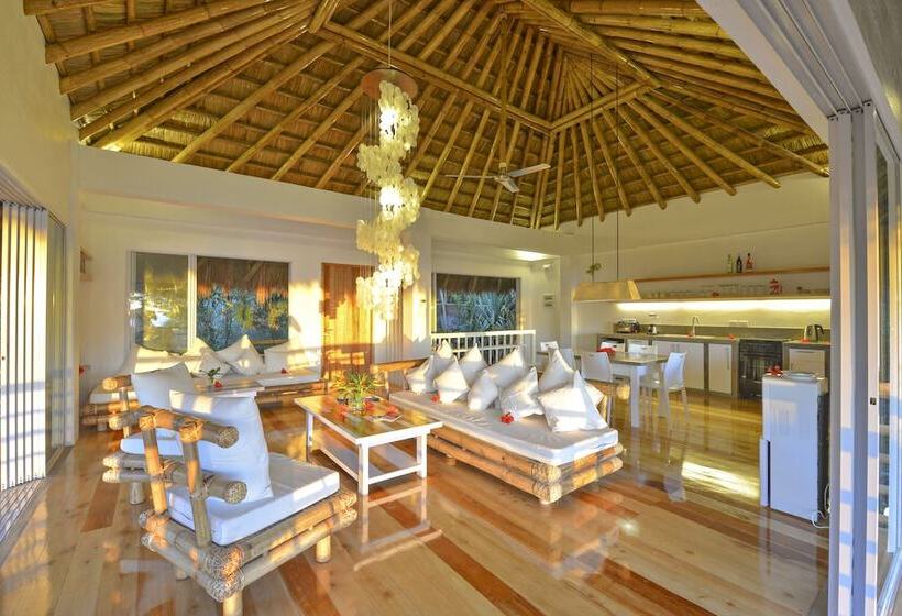 هتل Diniview Villas