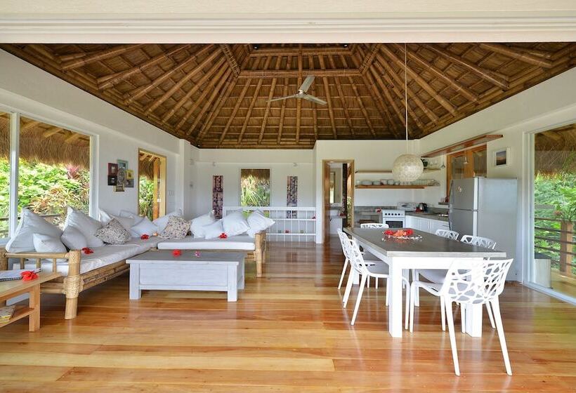 هتل Diniview Villas