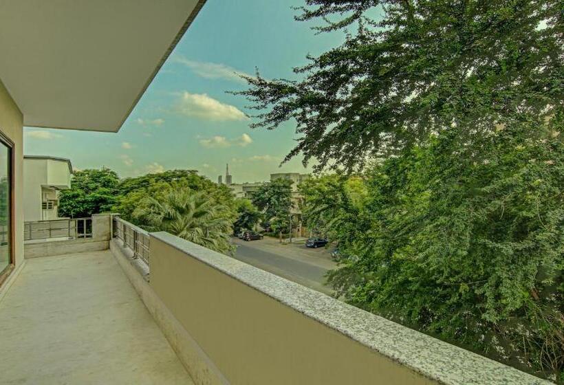 Itsy Hotels Swastika Inn Sector 26