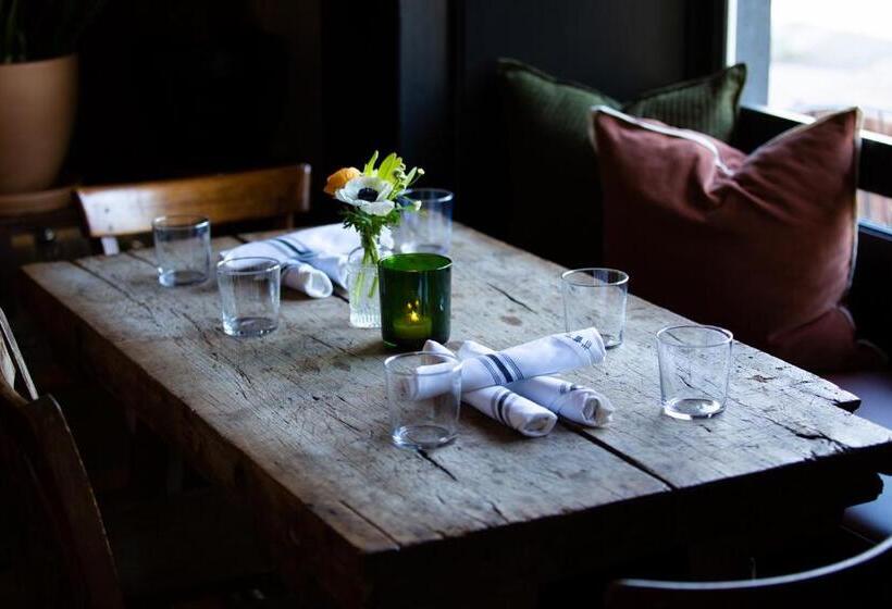 Imperial Hotel + Restaurant