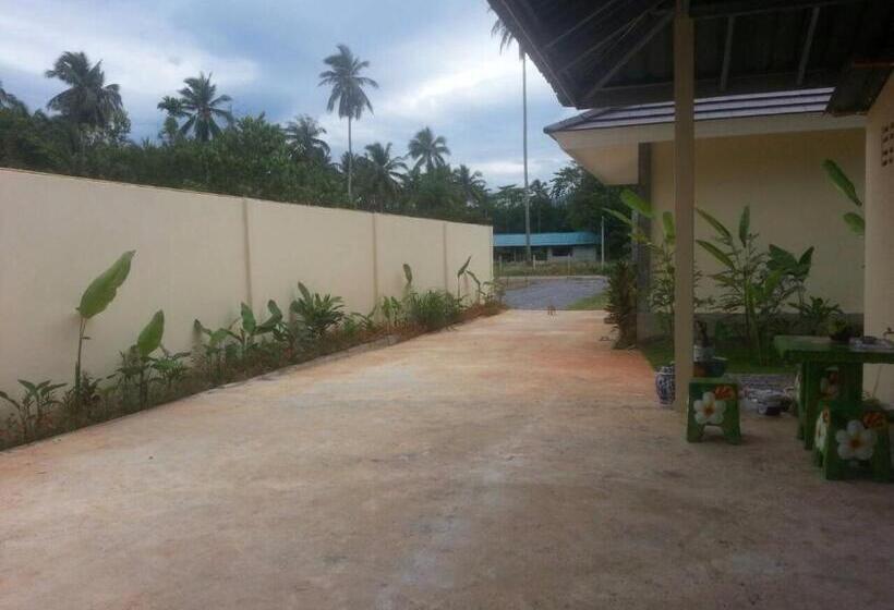 هتل Khanom Garden Suite