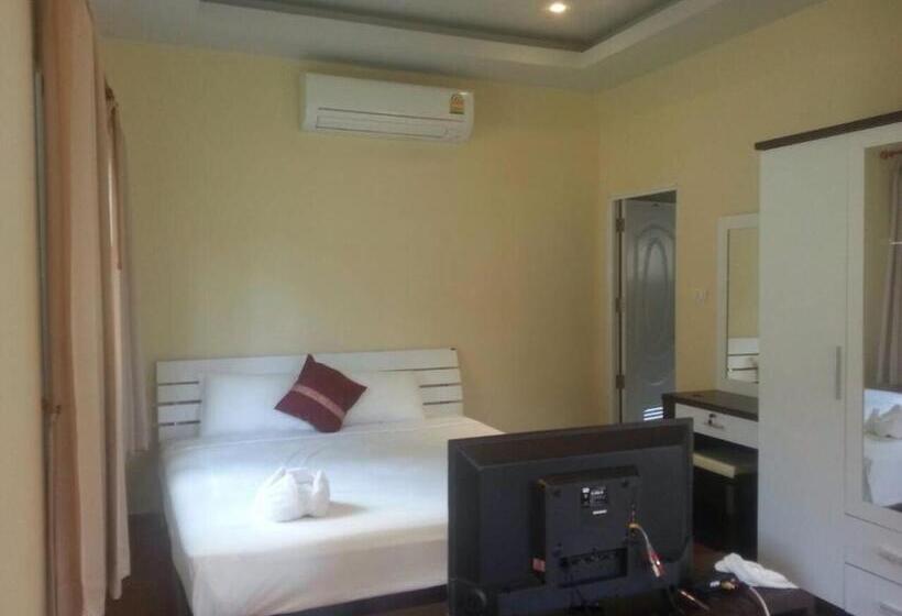 هتل Khanom Garden Suite