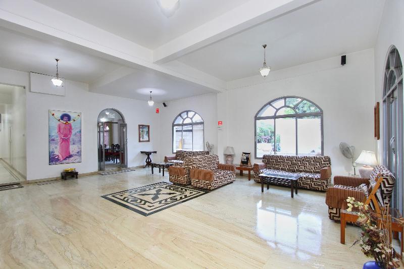 فندق Sai Rennaissance By Oyo Rooms