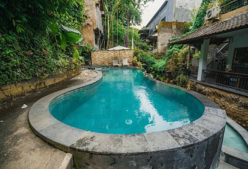 酒店 Tukad White House