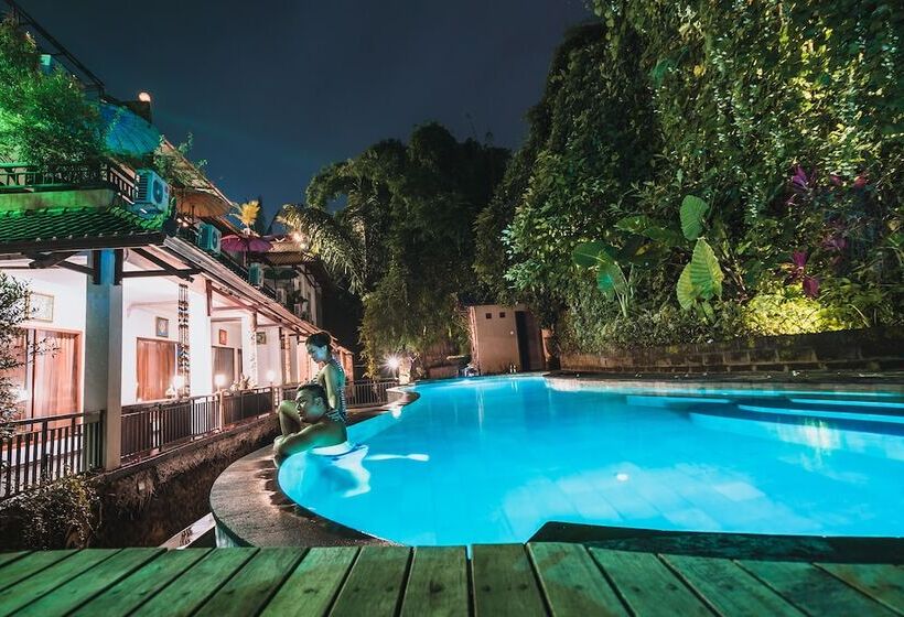 酒店 Tukad White House