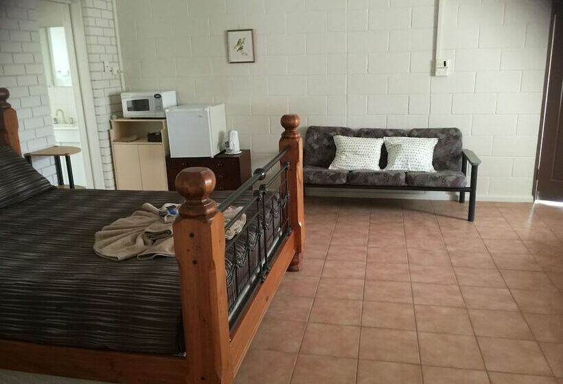 Warrumbungles Mountain Motel