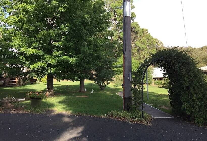 Warrumbungles Mountain Motel