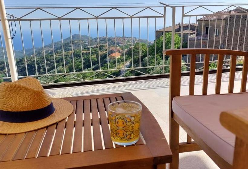 B&b Don Peppe  Don Ilario