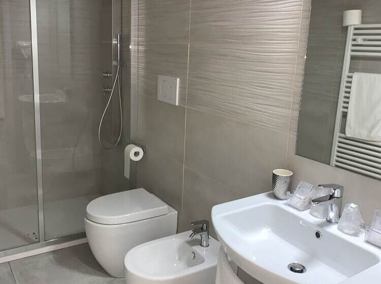 تختخواب و صبحانه Al Giordano