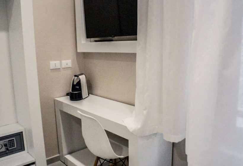 تختخواب و صبحانه Al Giordano