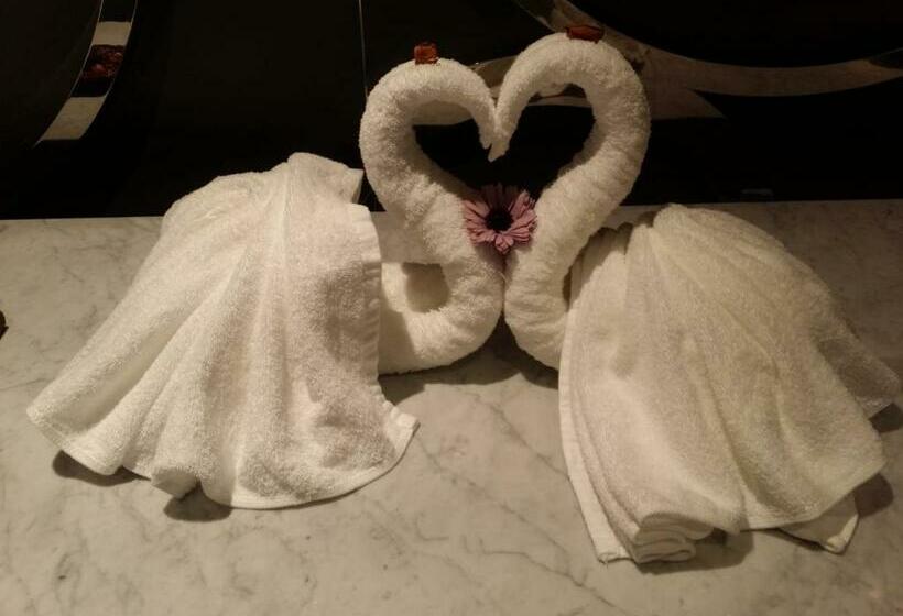 住宿加早餐  Alessi Suites & Studio