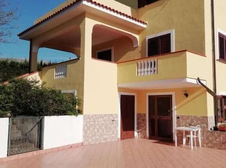 مبيت وإفطار Aria Di Mare