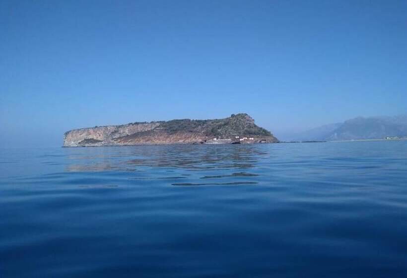 مبيت وإفطار Aria Di Mare