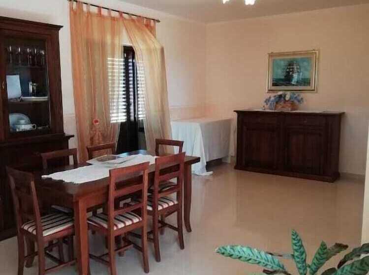 مبيت وإفطار Aria Di Mare