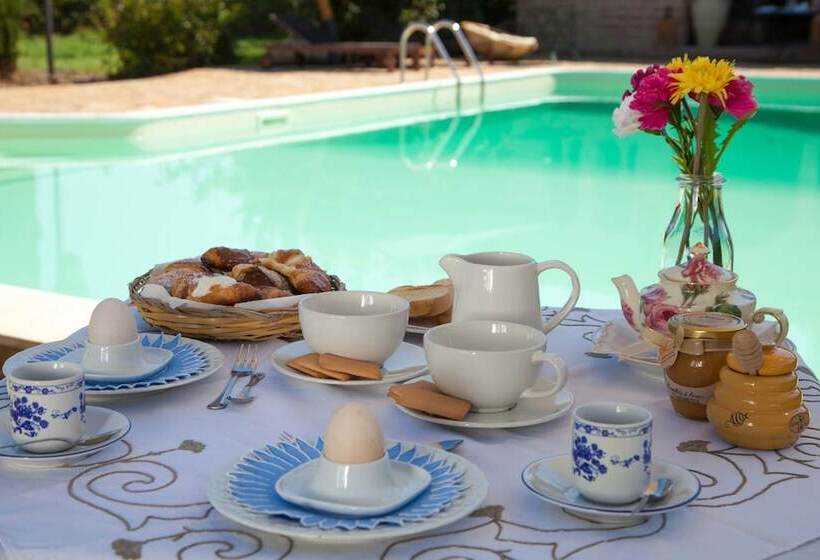 تختخواب و صبحانه Casa Go'el