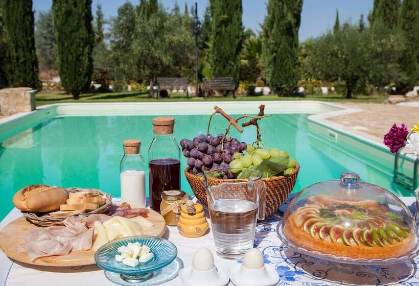 تختخواب و صبحانه Casa Go'el