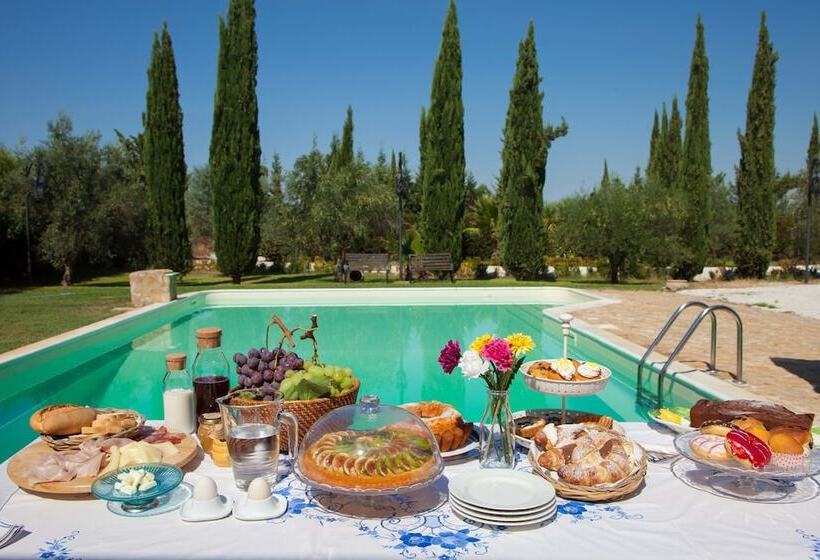 تختخواب و صبحانه Casa Go'el