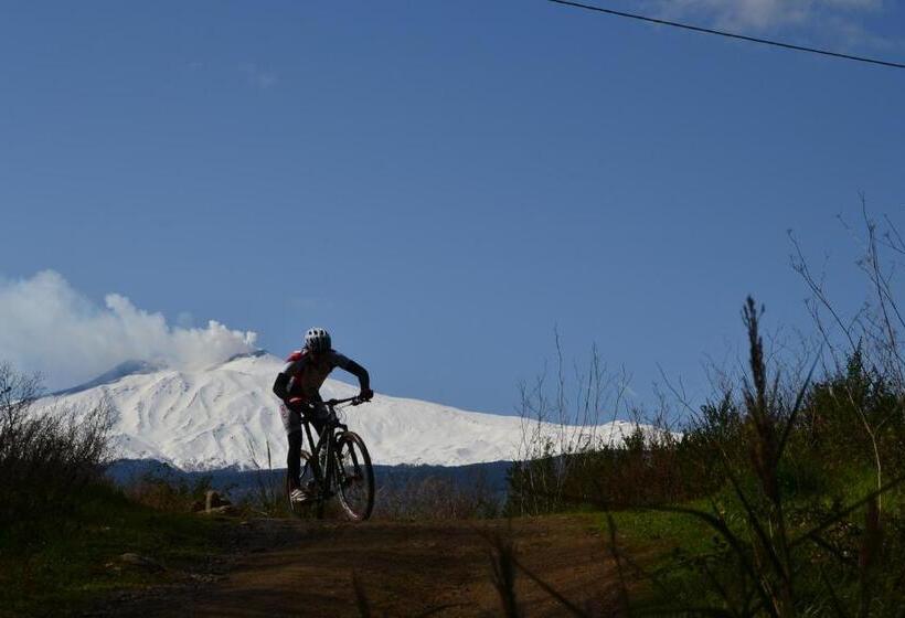 Bed and Breakfast Etna Bike Holiday