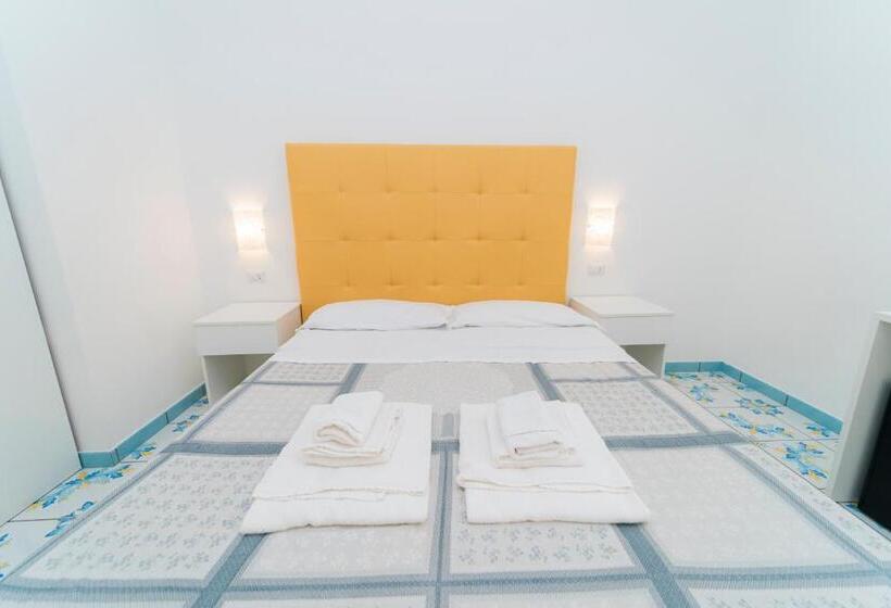 مبيت وإفطار La Casa Di Aurora