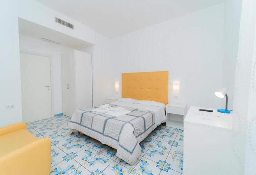 مبيت وإفطار La Casa Di Aurora