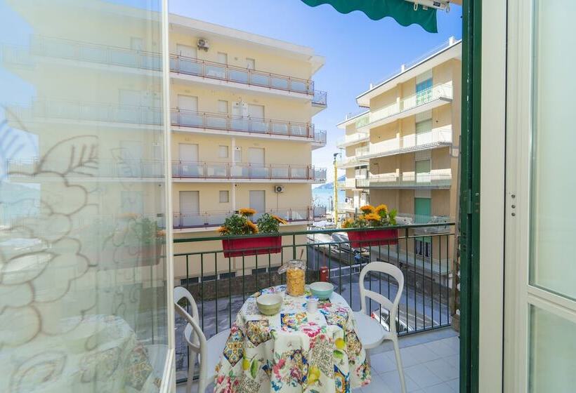 مبيت وإفطار La Casa Di Aurora