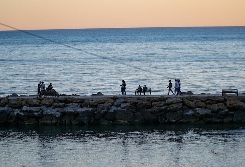 ベッドアンドブレックファースト Oikos Selinunte Guest House