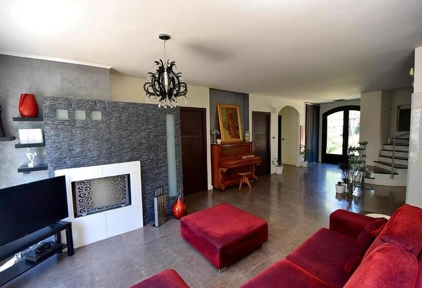 Villa La Mattina Bed & Breakfast